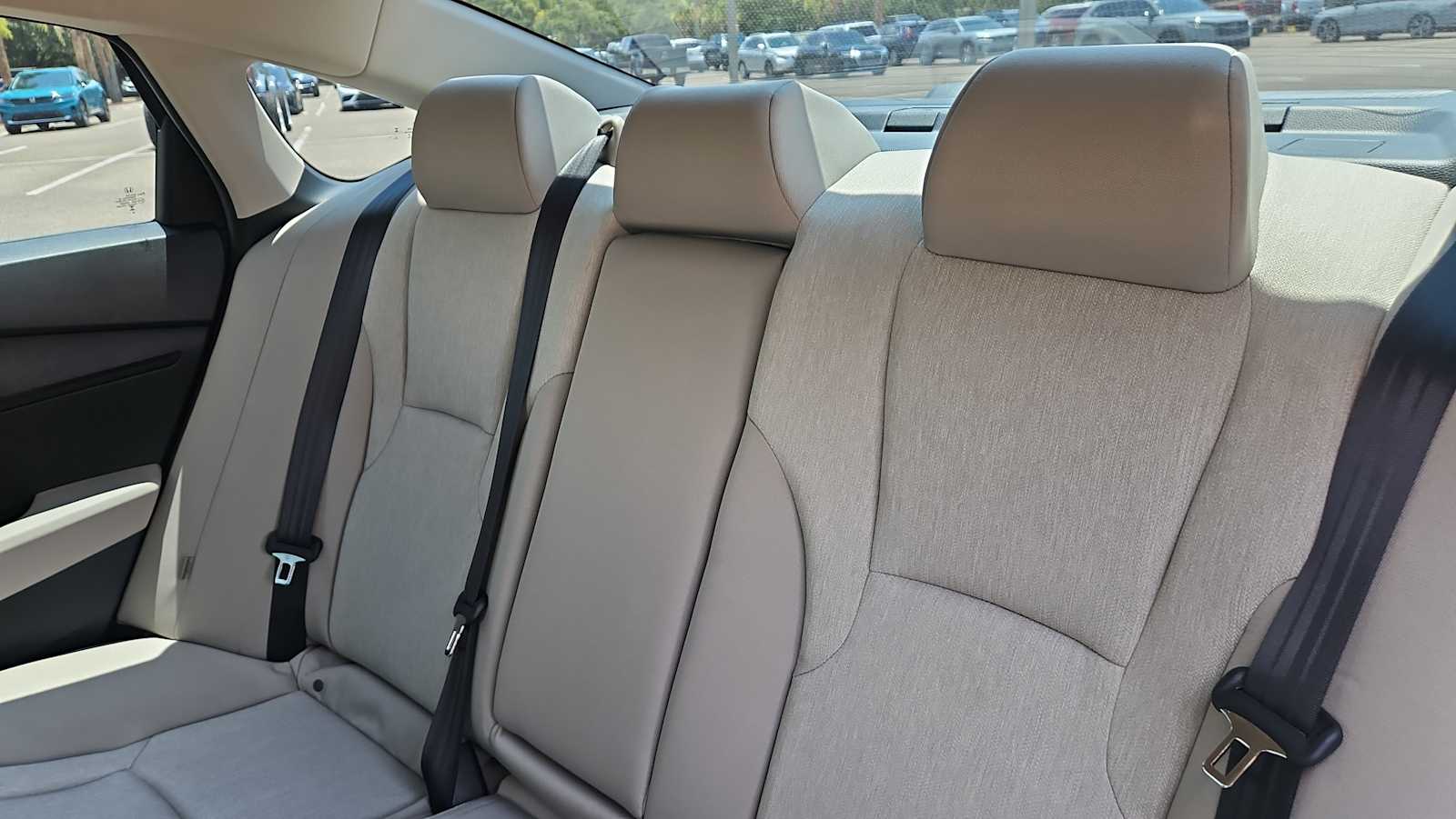 2025 Honda Accord LX - Photo 23