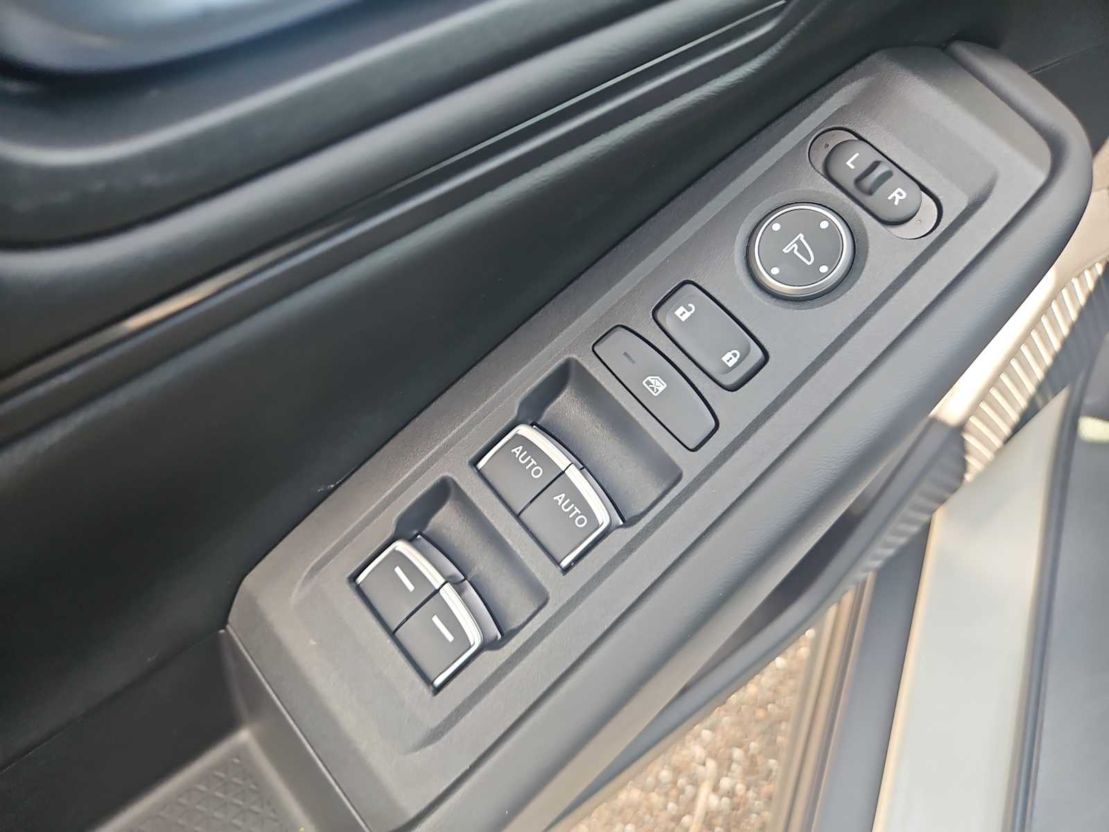 2023 Honda Accord EX - Photo 15