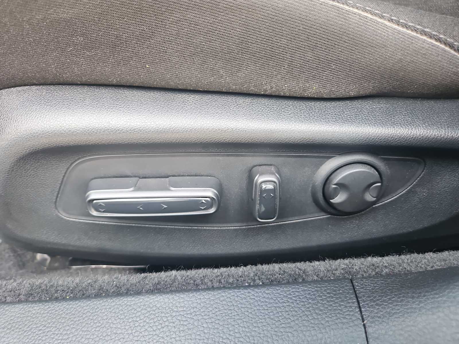 2023 Honda Accord EX - Photo 14