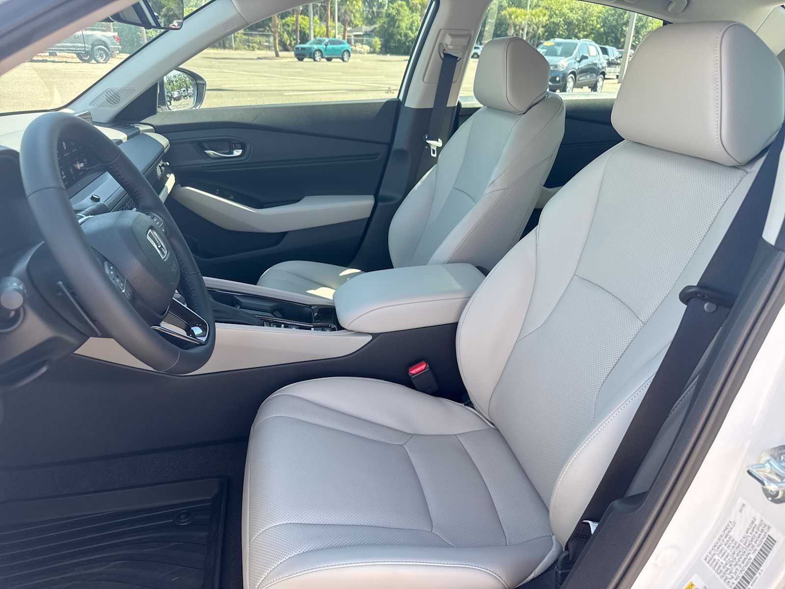 2026 Honda Accord Hybrid EX-L - Photo 13