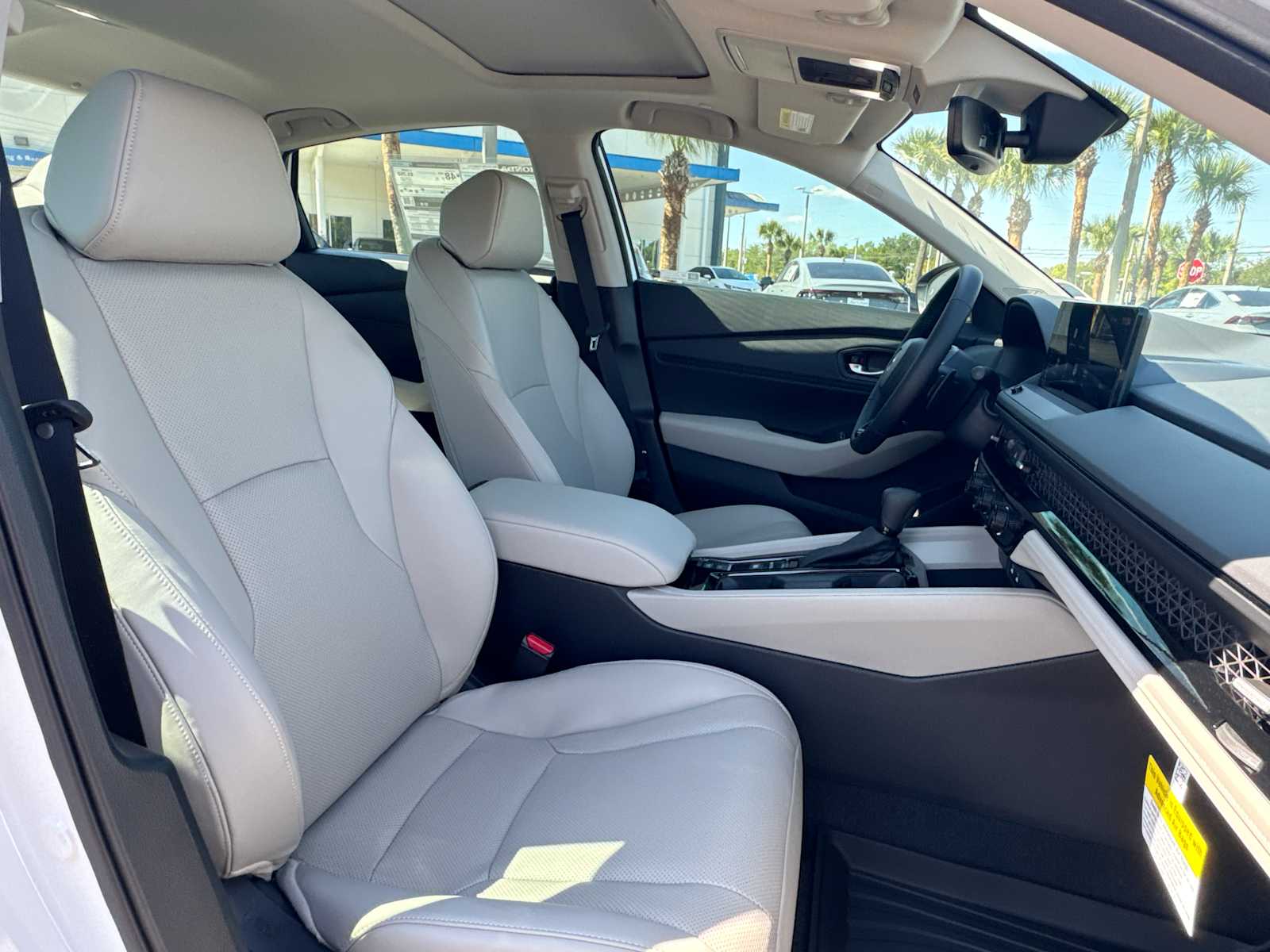 2026 Honda Accord Hybrid EX-L - Photo 26