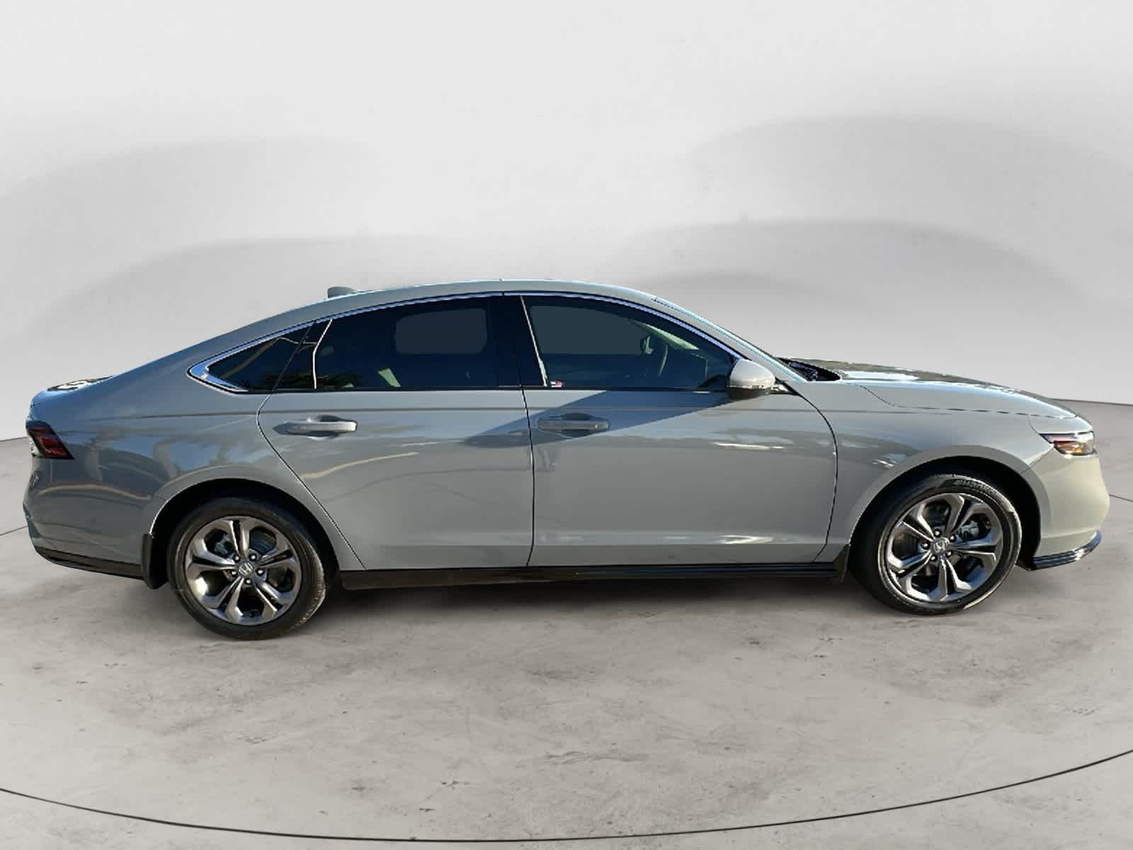 2025 Honda Accord Hybrid EX-L 6