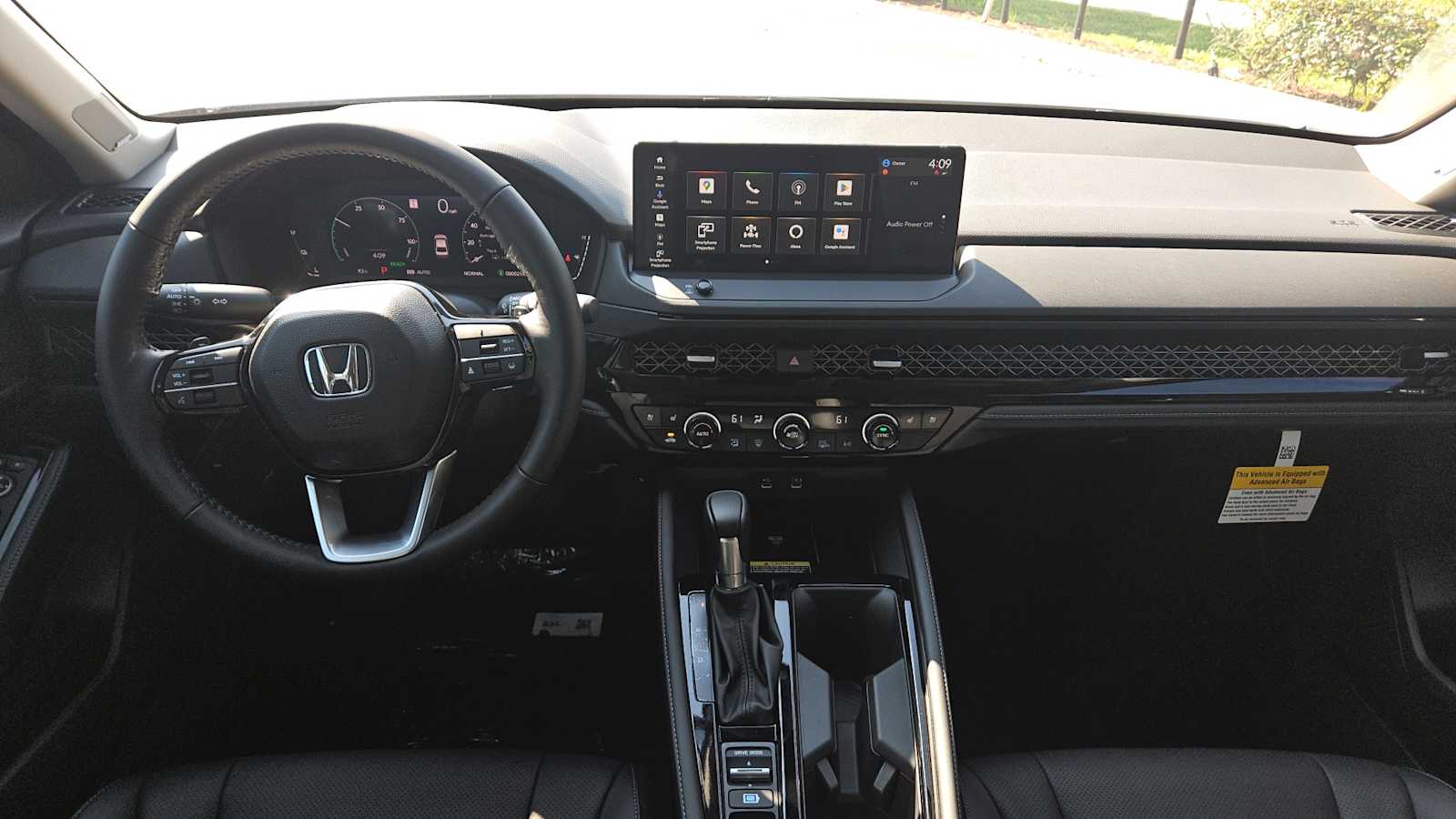 2024 Honda Accord Hybrid Touring 11