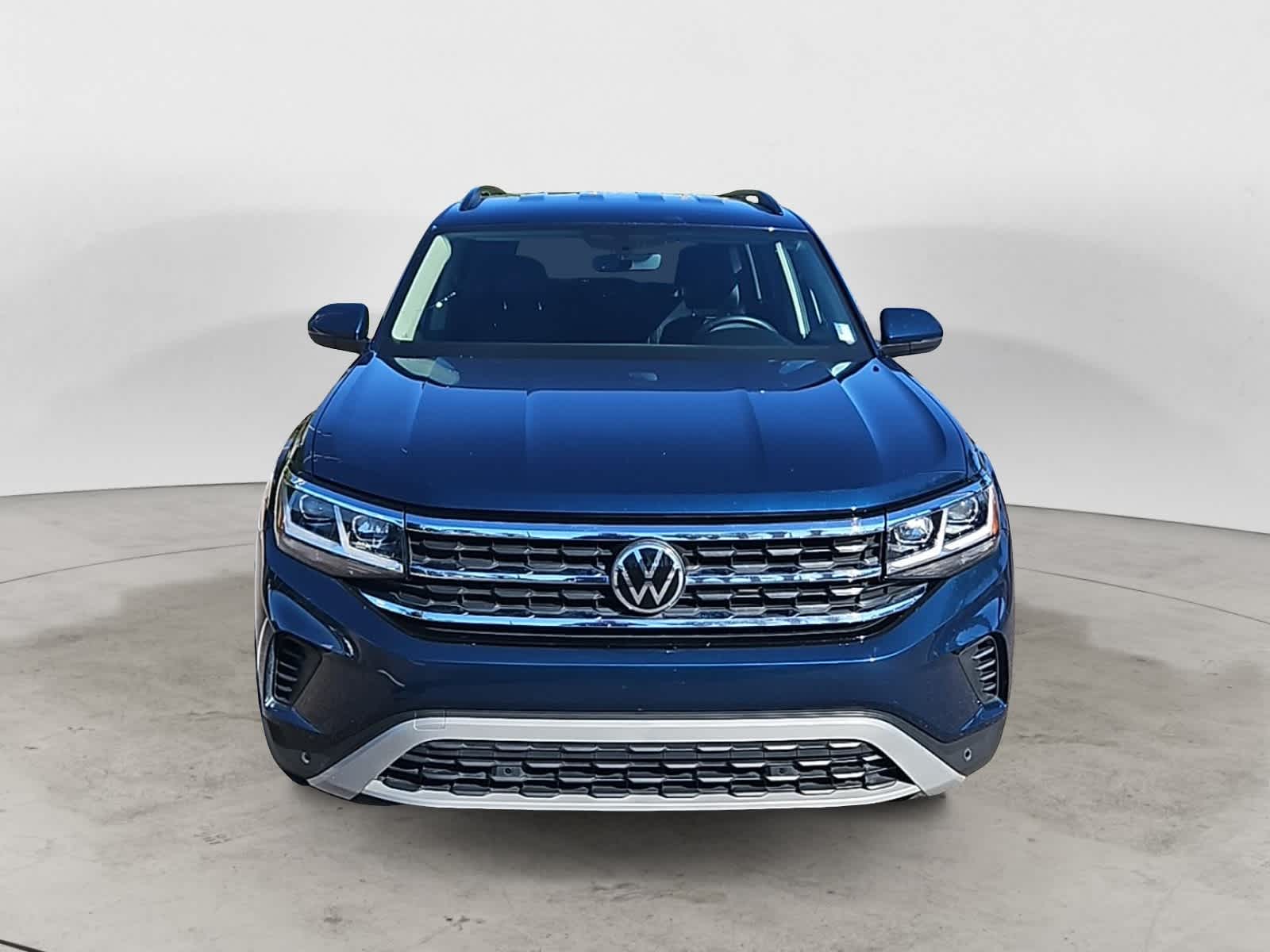 2022 Volkswagen Atlas 3.6L V6 SE w/Technology 8