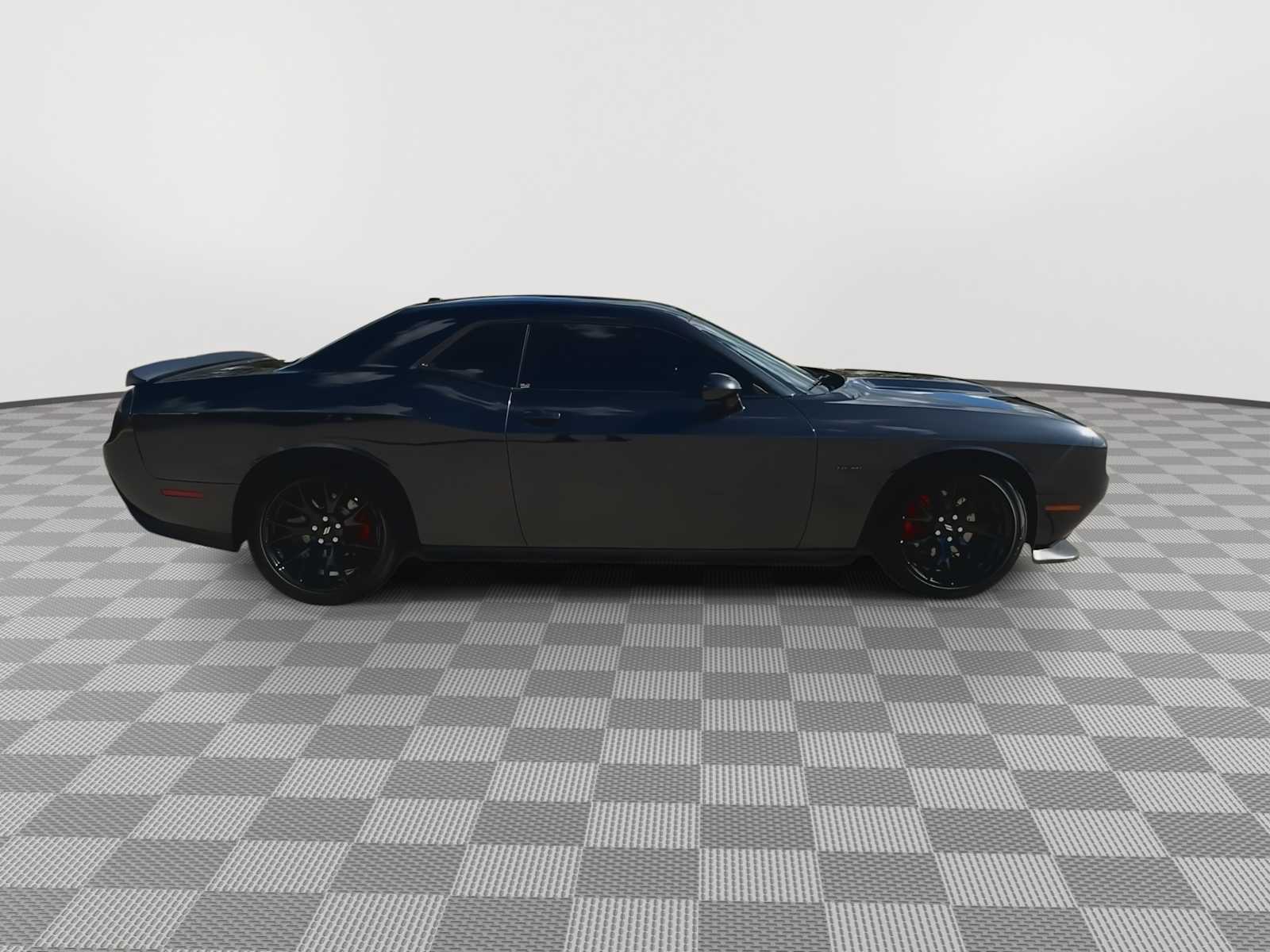 2019 Dodge Challenger R/T 9