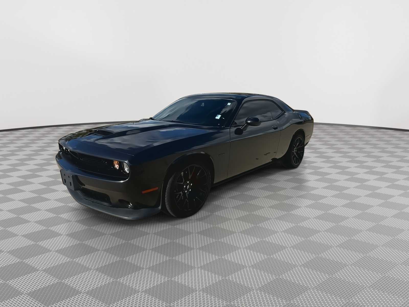 2019 Dodge Challenger R/T 4