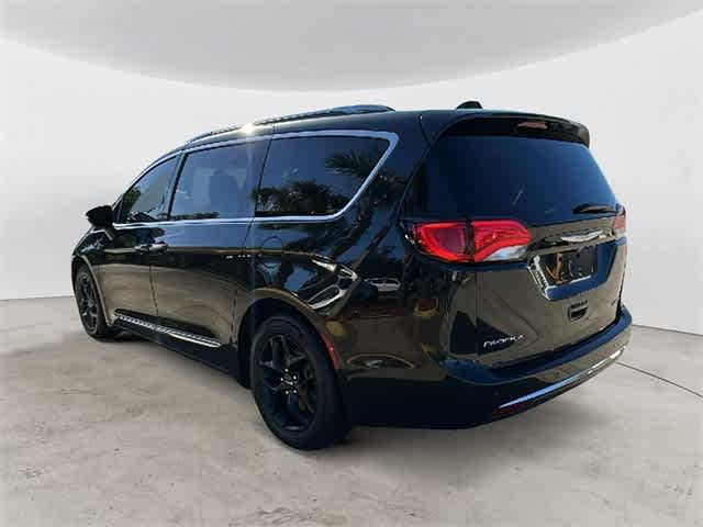 2018 Chrysler Pacifica Limited 3