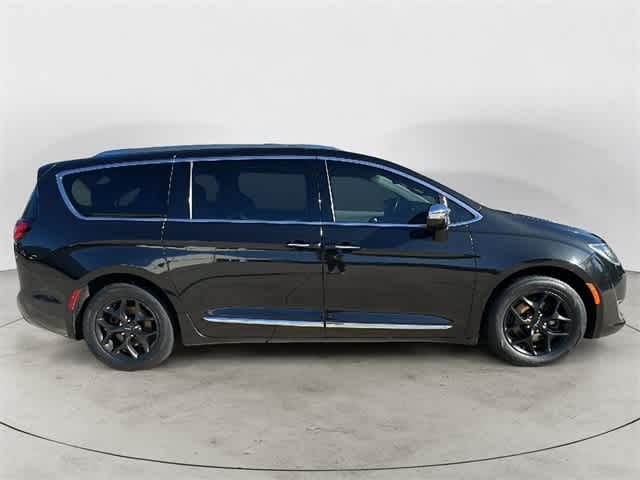 2018 Chrysler Pacifica Limited 6