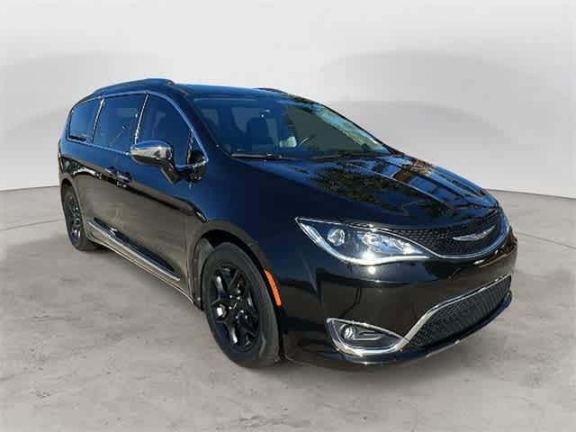 2018 Chrysler Pacifica Limited 8