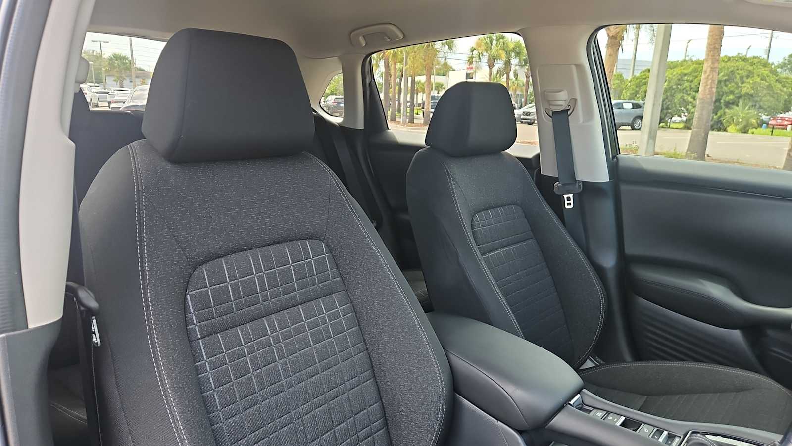 2026 Honda HR-V LX - Photo 25