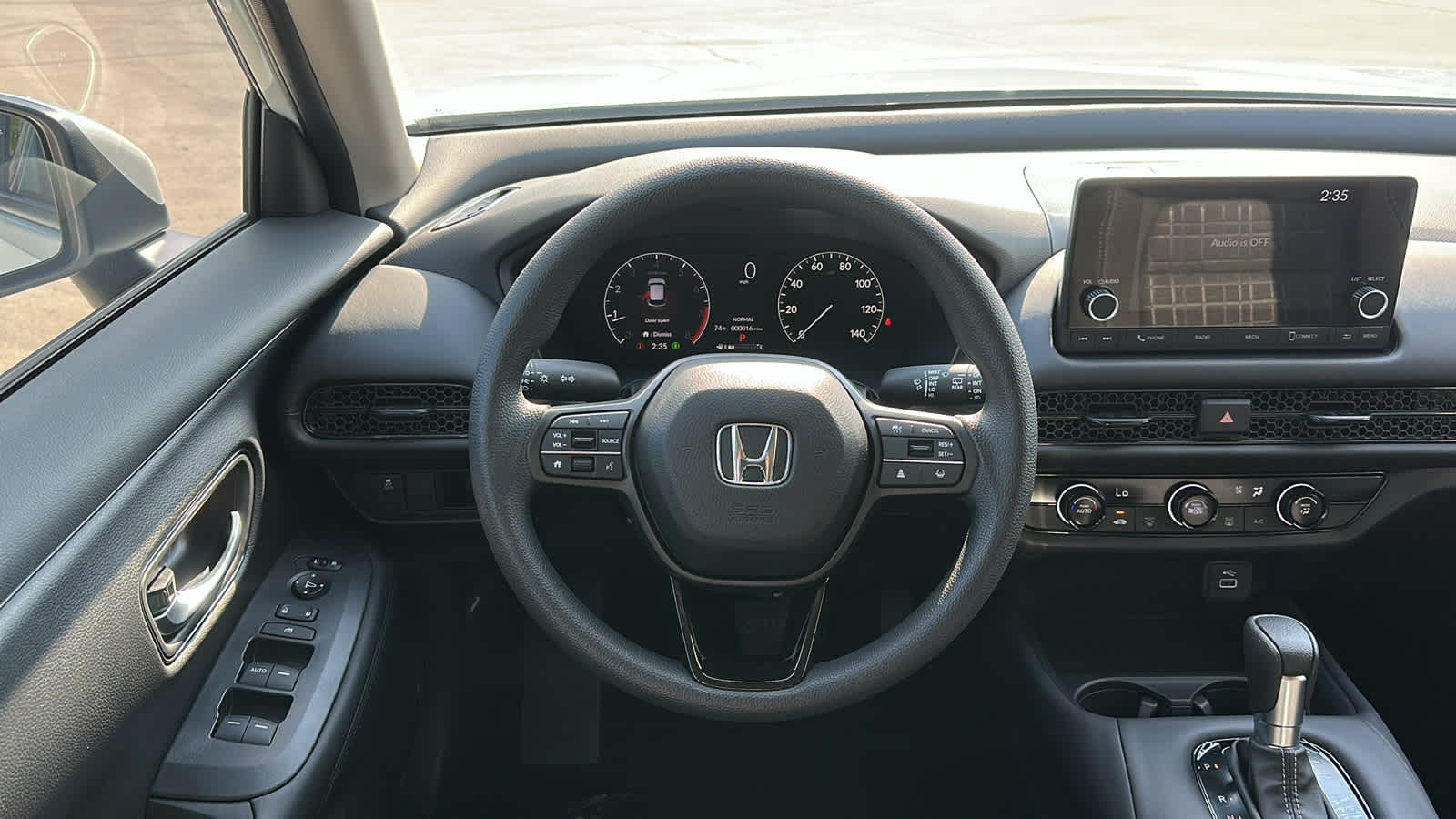 2025 Honda HR-V LX 14