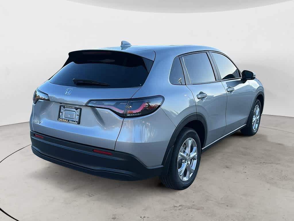 2025 Honda HR-V LX 5