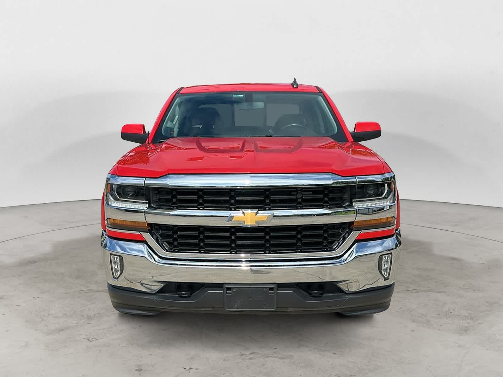 2018 Chevrolet Silverado 1500 LT 4WD Crew Cab 143.5 9