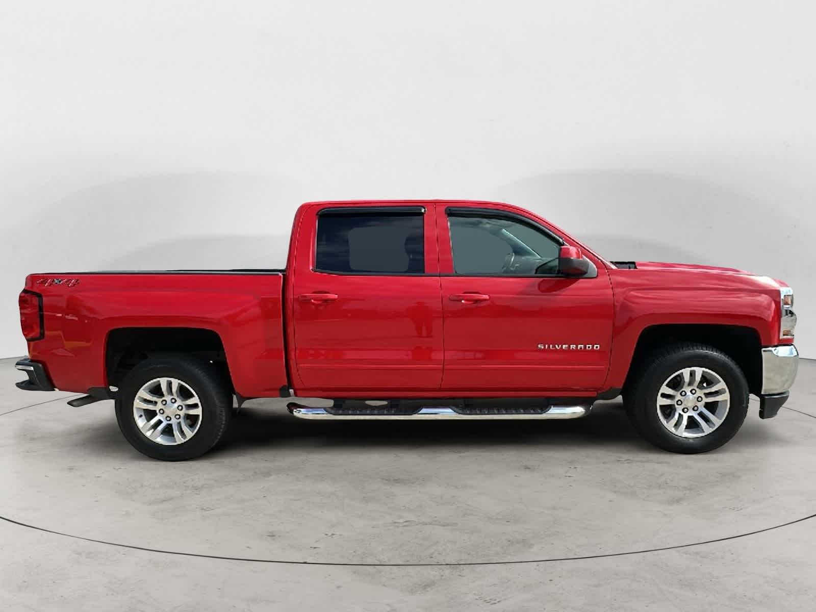 2018 Chevrolet Silverado 1500 LT 4WD Crew Cab 143.5 6