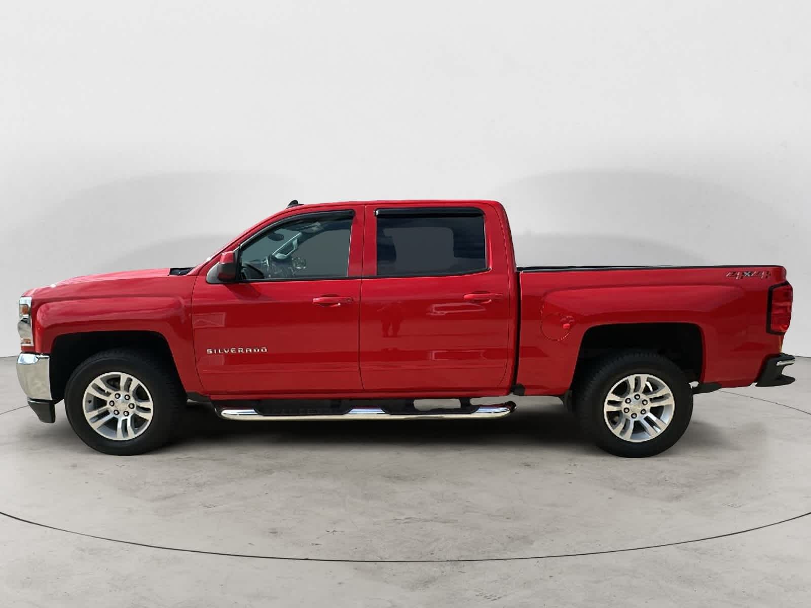 2018 Chevrolet Silverado 1500 LT 4WD Crew Cab 143.5 2