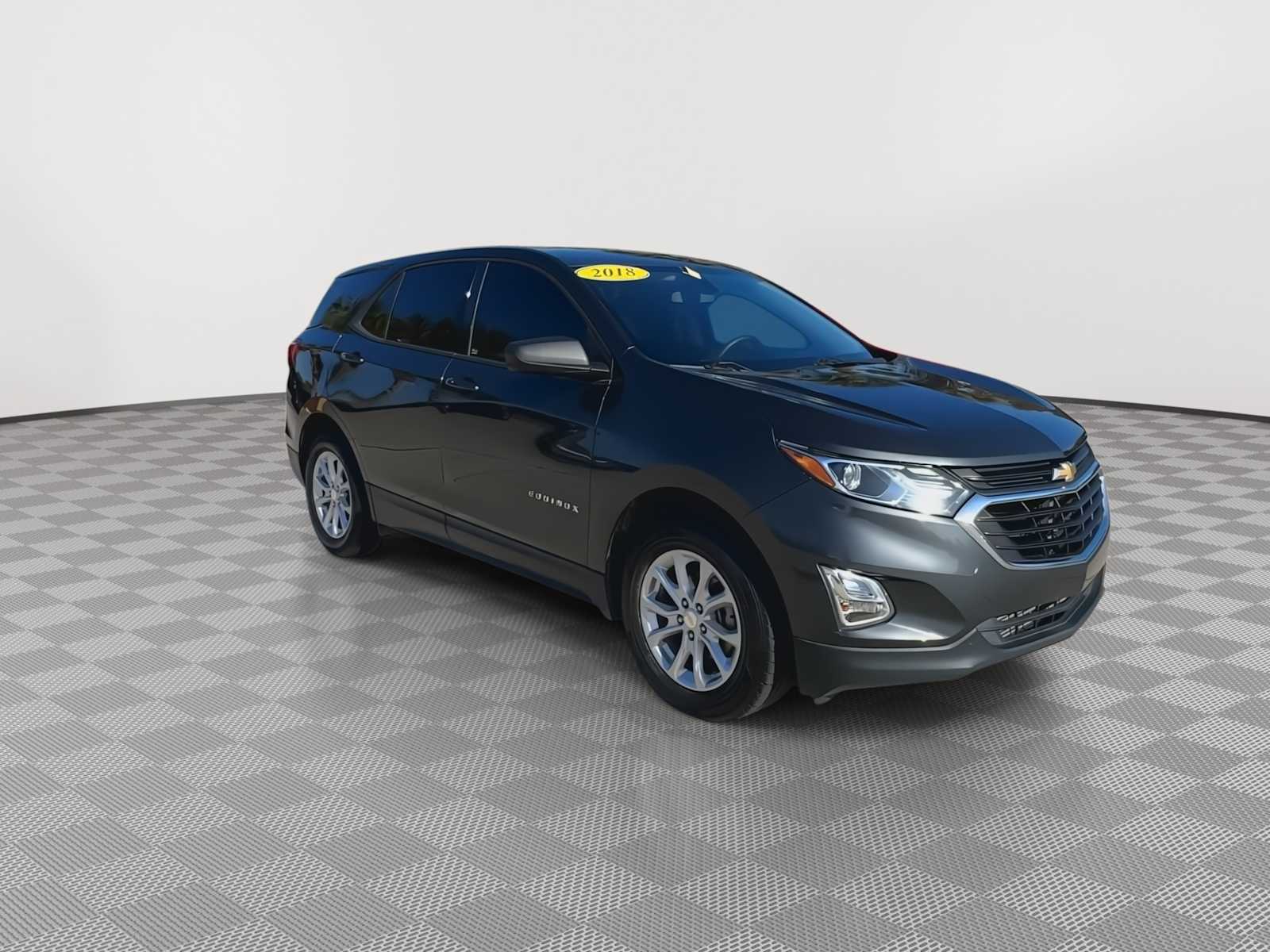 2018 Chevrolet Equinox LS 2