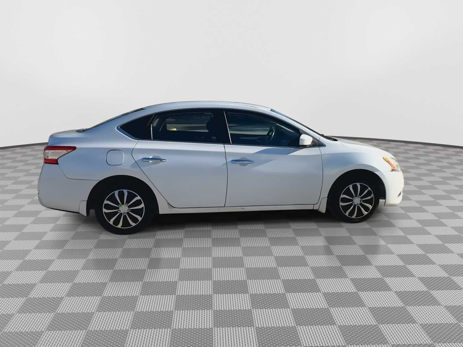 2013 Nissan Sentra SV 9