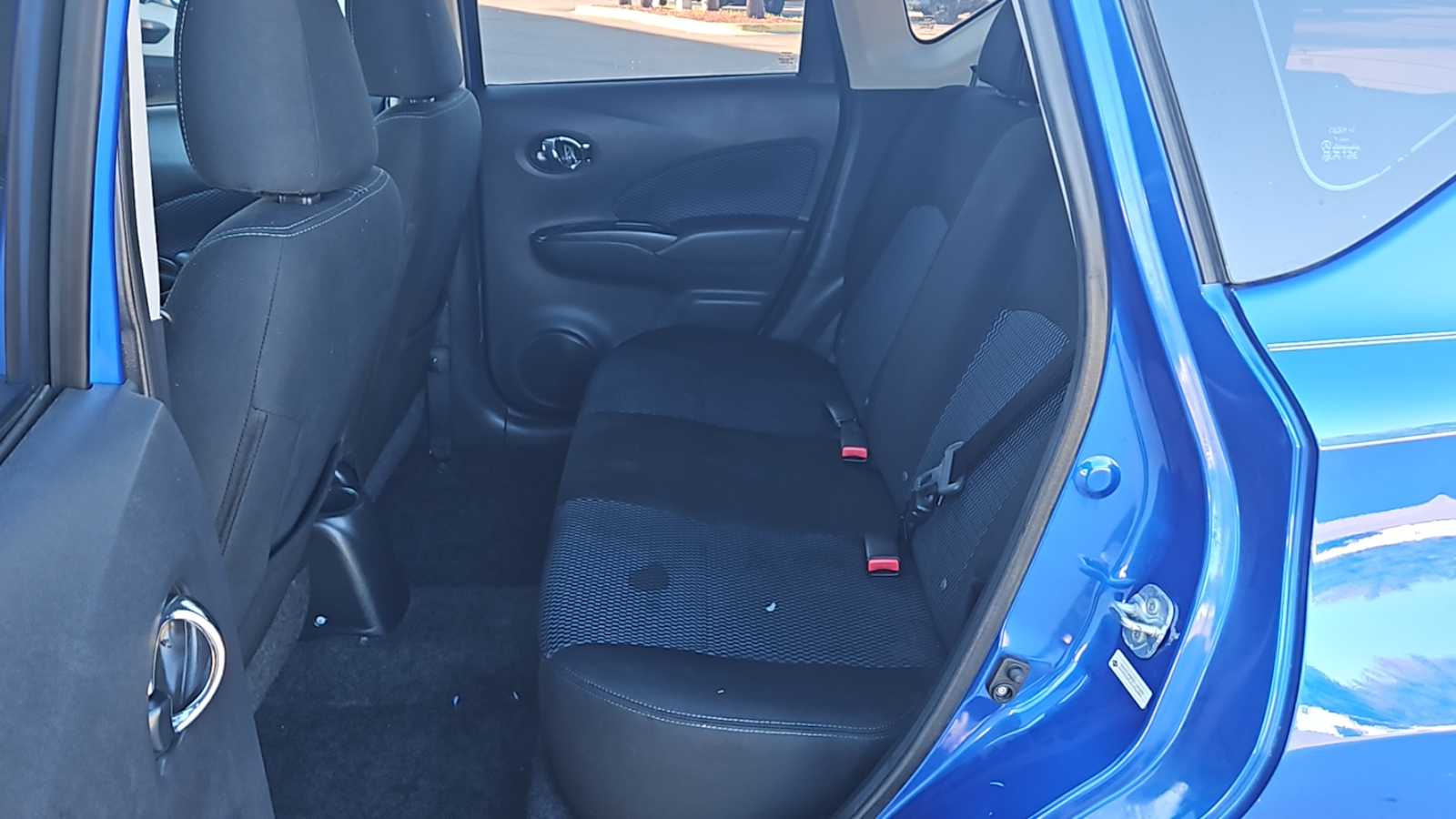 2015 Nissan Versa Note SV 17