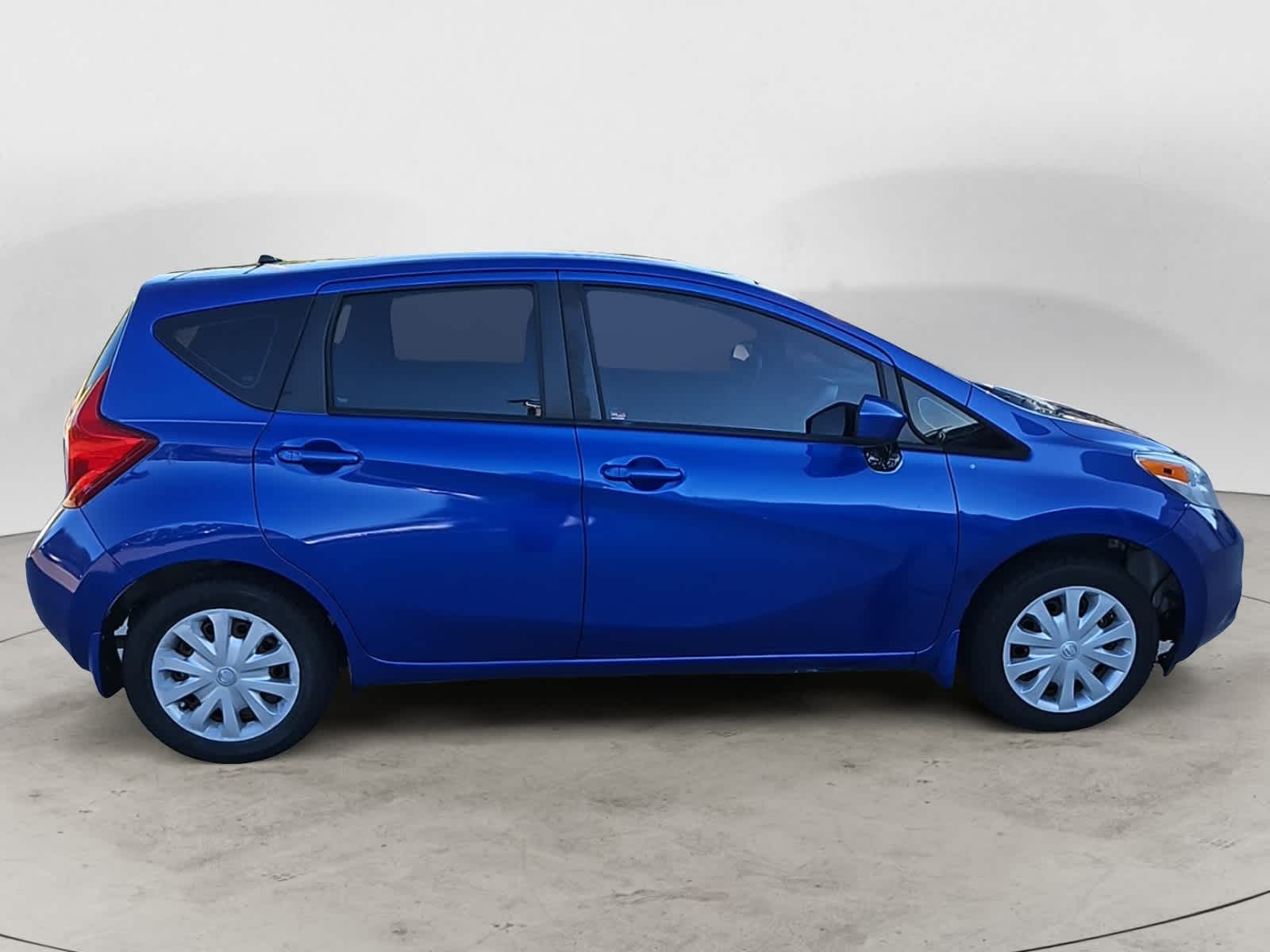 2015 Nissan Versa Note SV 6