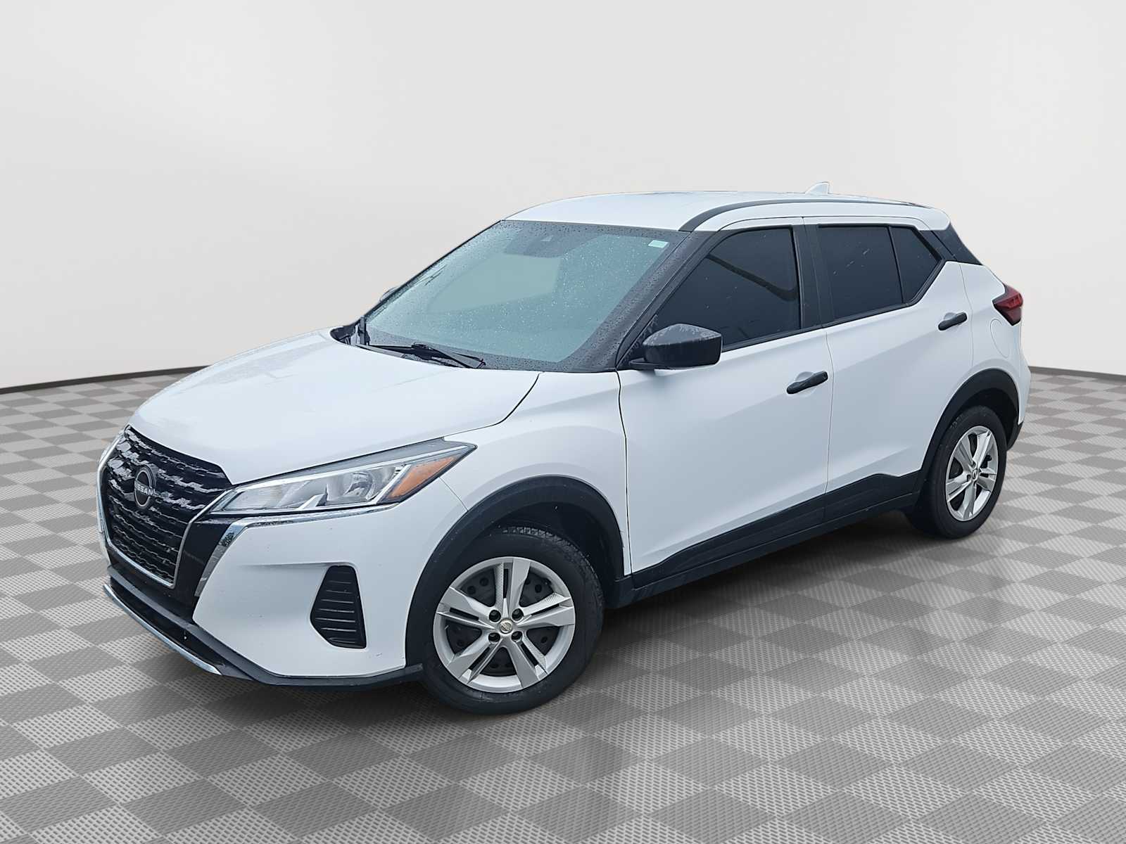 2023 Nissan Kicks