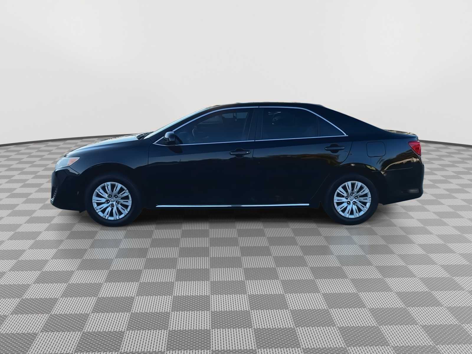 2013 Toyota Camry LE 5