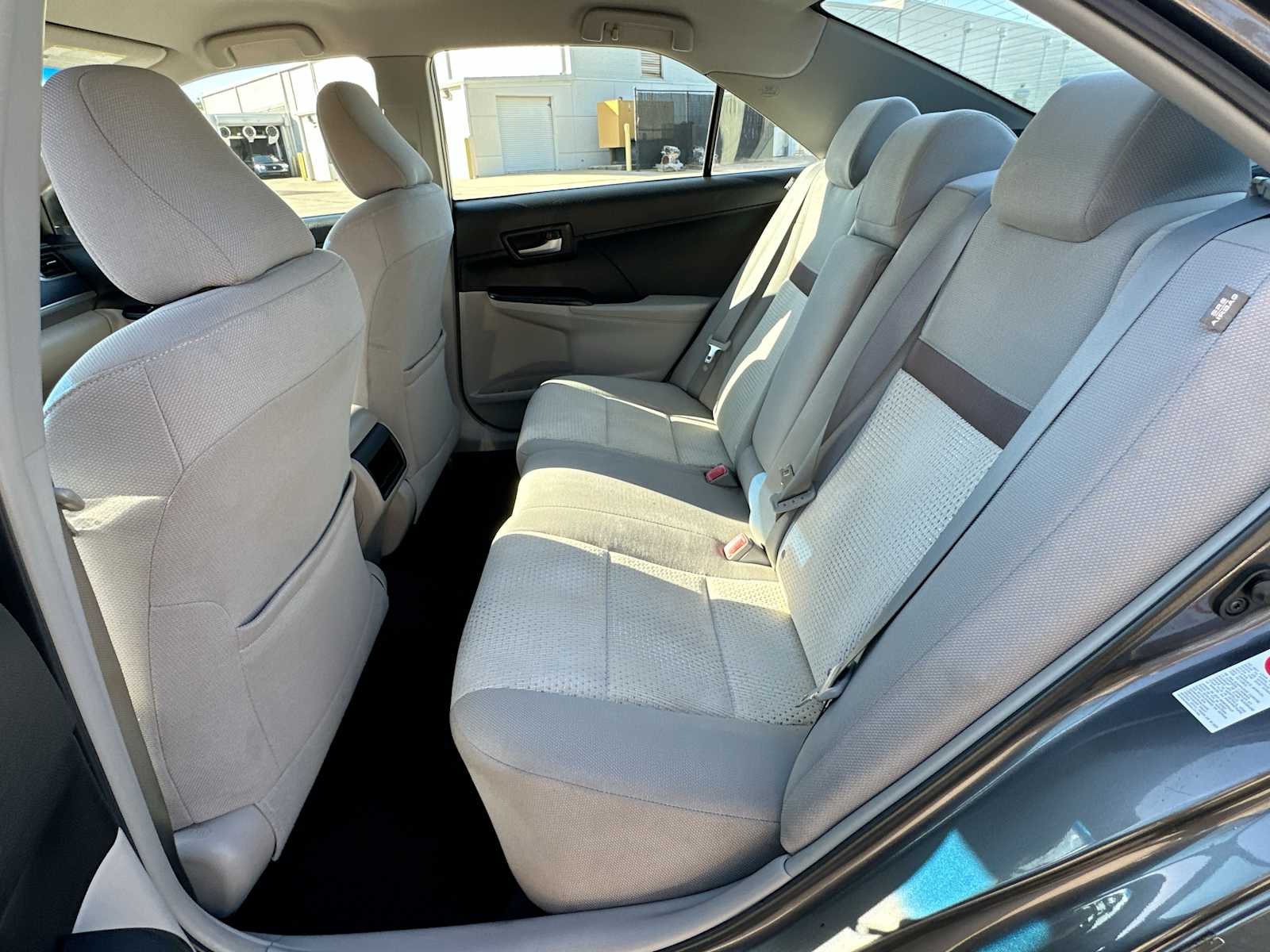 2013 Toyota Camry LE 21