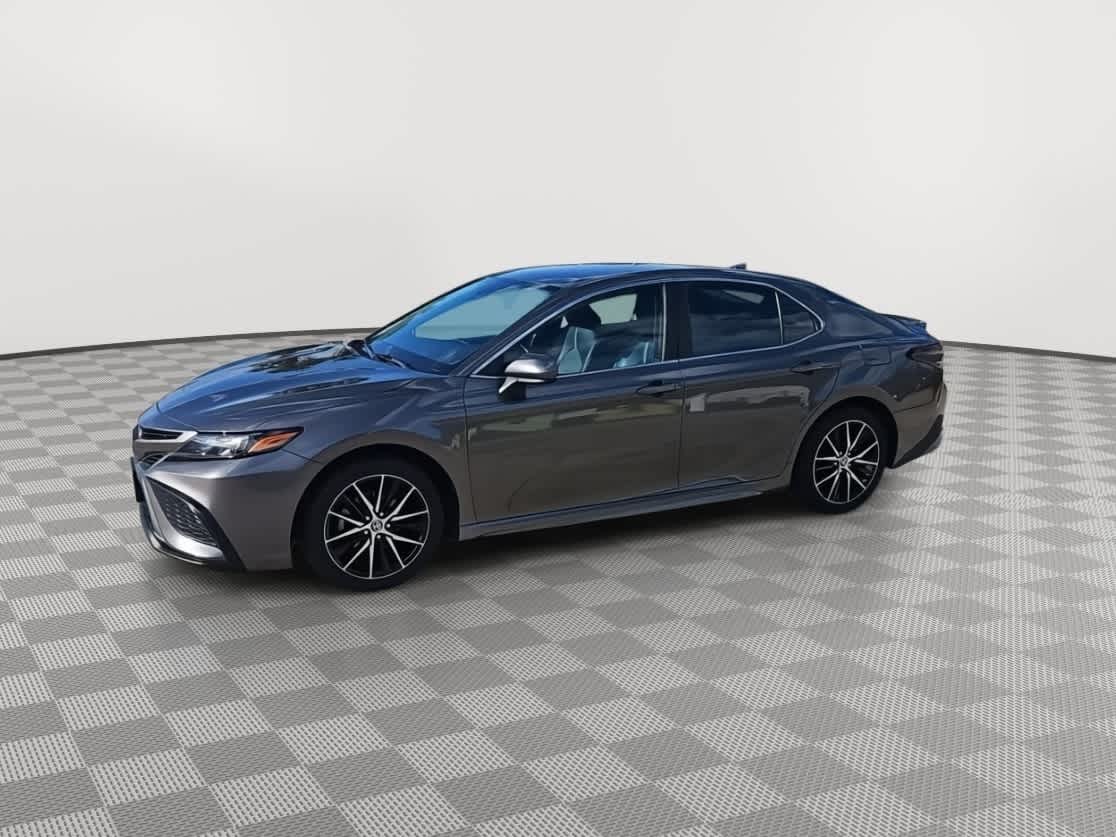 2021 Toyota Camry SE 4