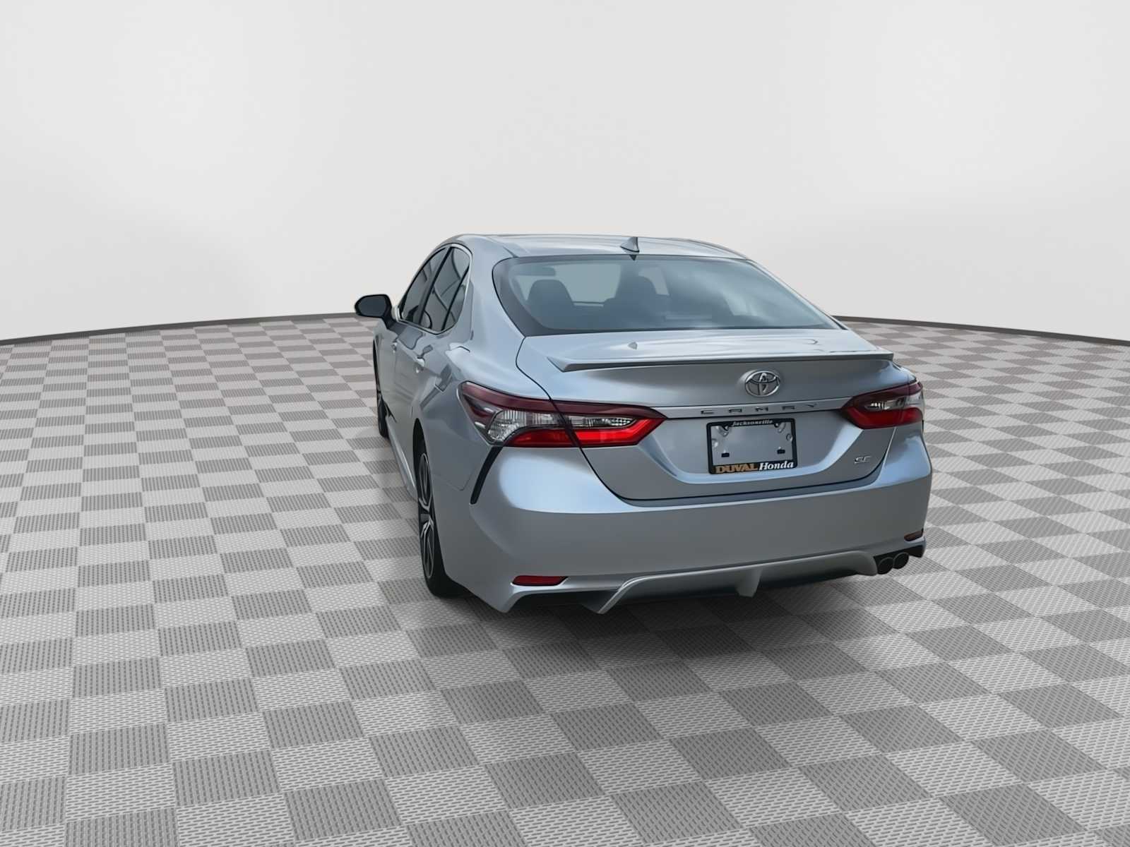 2022 Toyota Camry SE 7