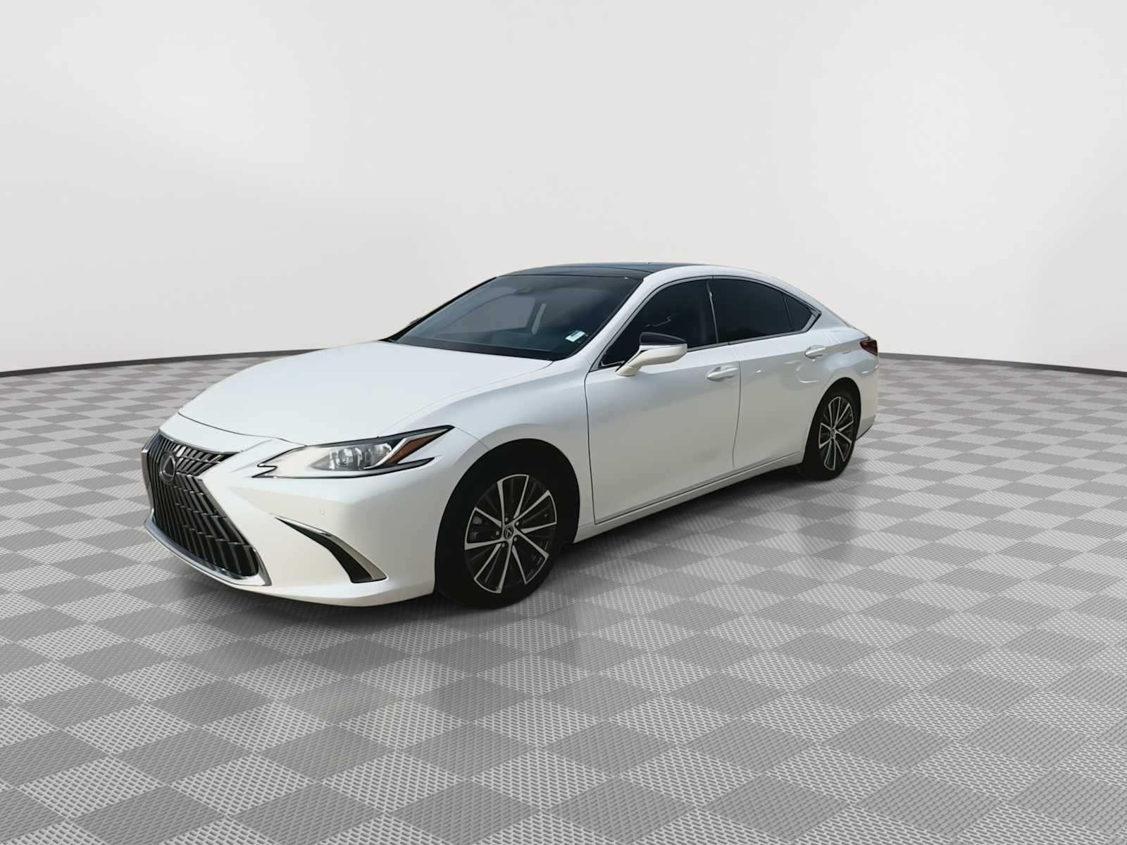 2023 Lexus ES  4