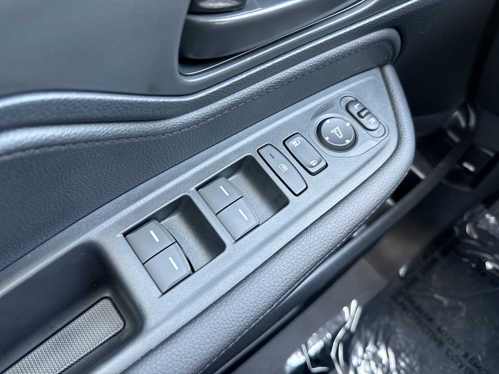 2026 Honda Odyssey EX-L - Photo 15