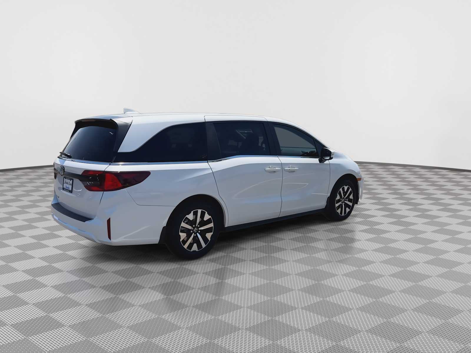 2026 Honda Odyssey EX-L - Photo 8
