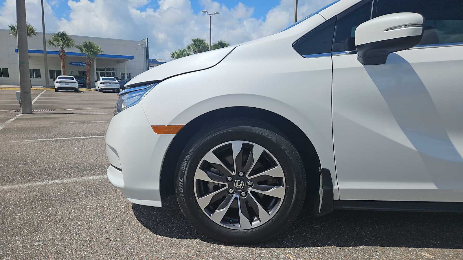 2024 Honda Odyssey EX-L - Photo 19