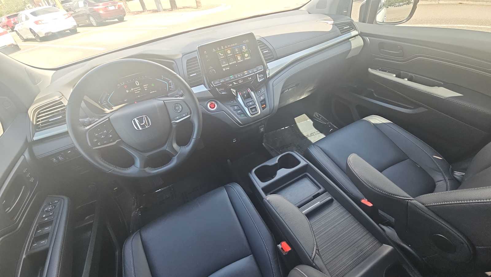 2024 Honda Odyssey EX-L - Photo 23