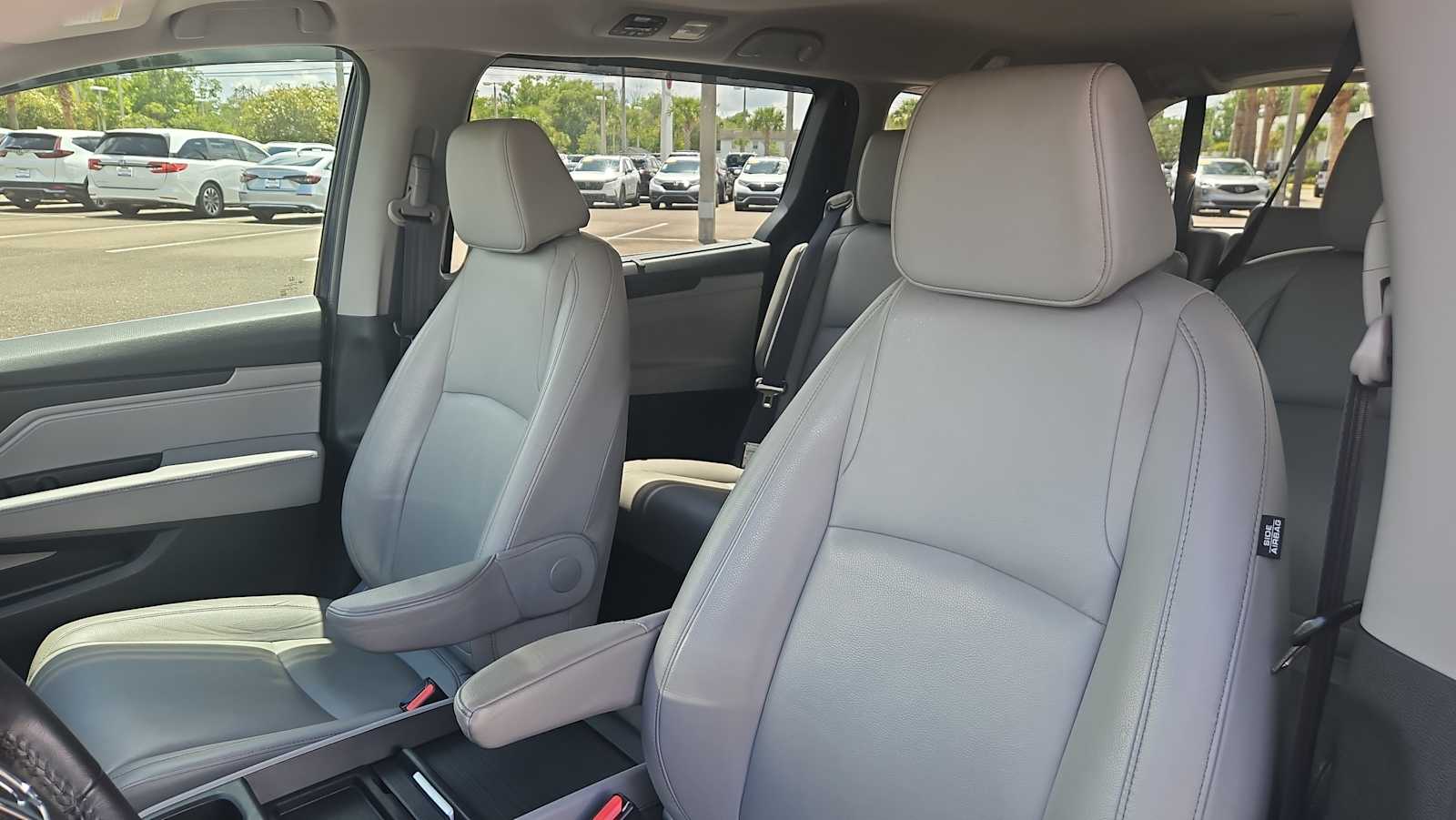 2022 Honda Odyssey EX-L - Photo 13