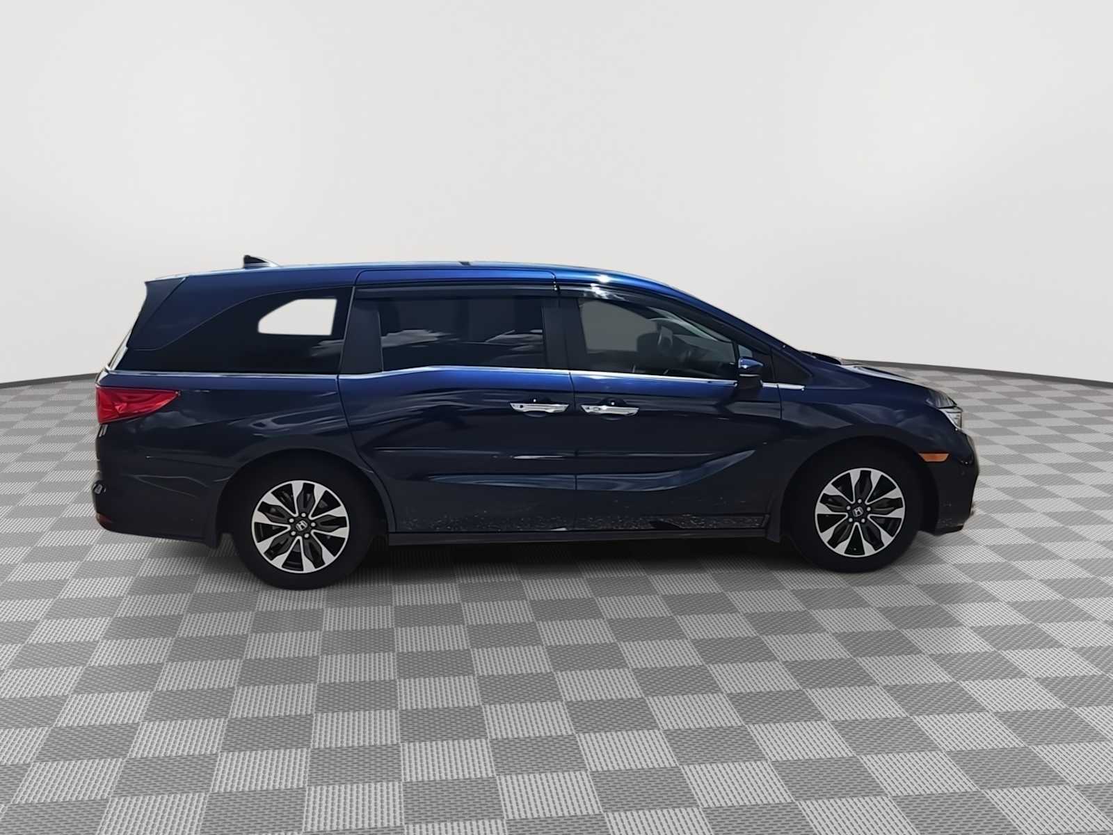 2022 Honda Odyssey EX-L - Photo 9