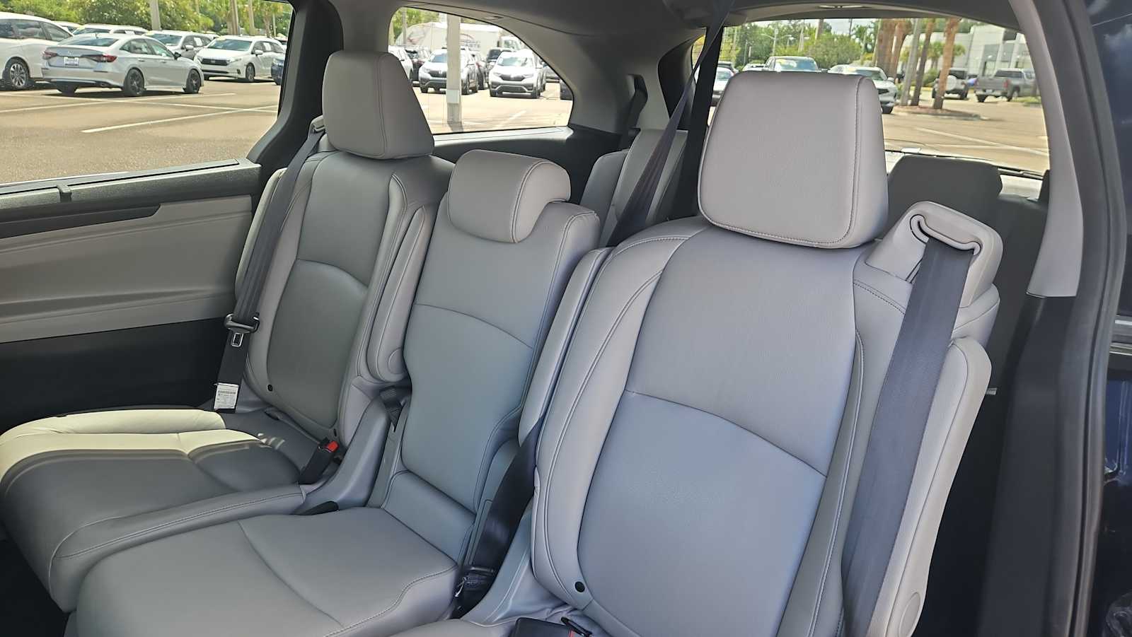 2022 Honda Odyssey EX-L - Photo 25