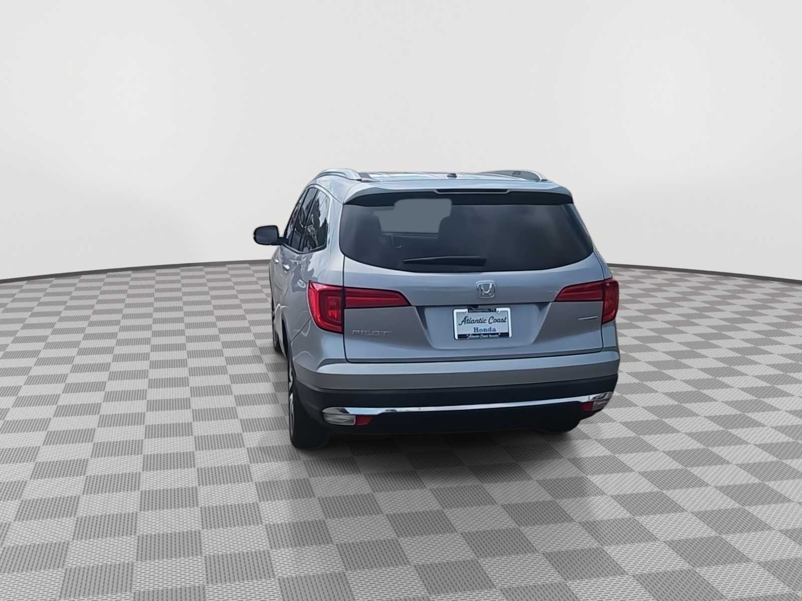 2018 Honda Pilot Touring - Photo 7