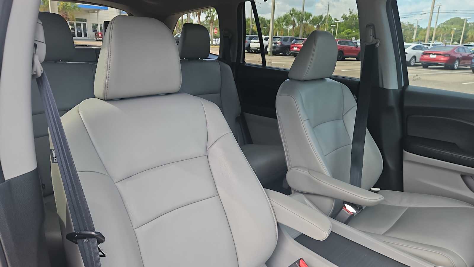 2018 Honda Pilot Touring - Photo 28