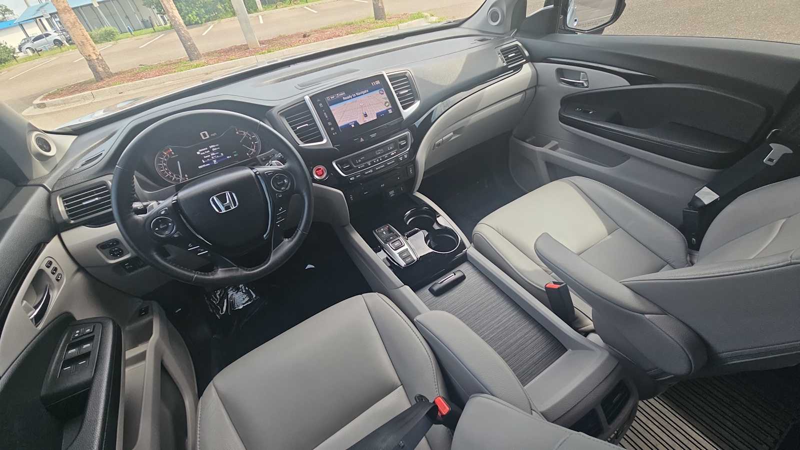 2018 Honda Pilot Touring - Photo 24