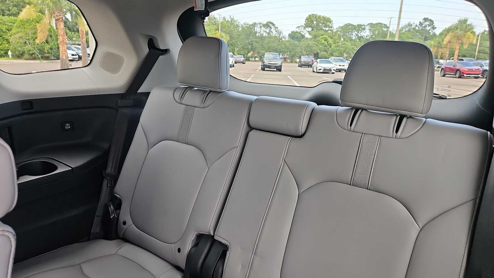 2023 Honda Pilot Touring - Photo 27