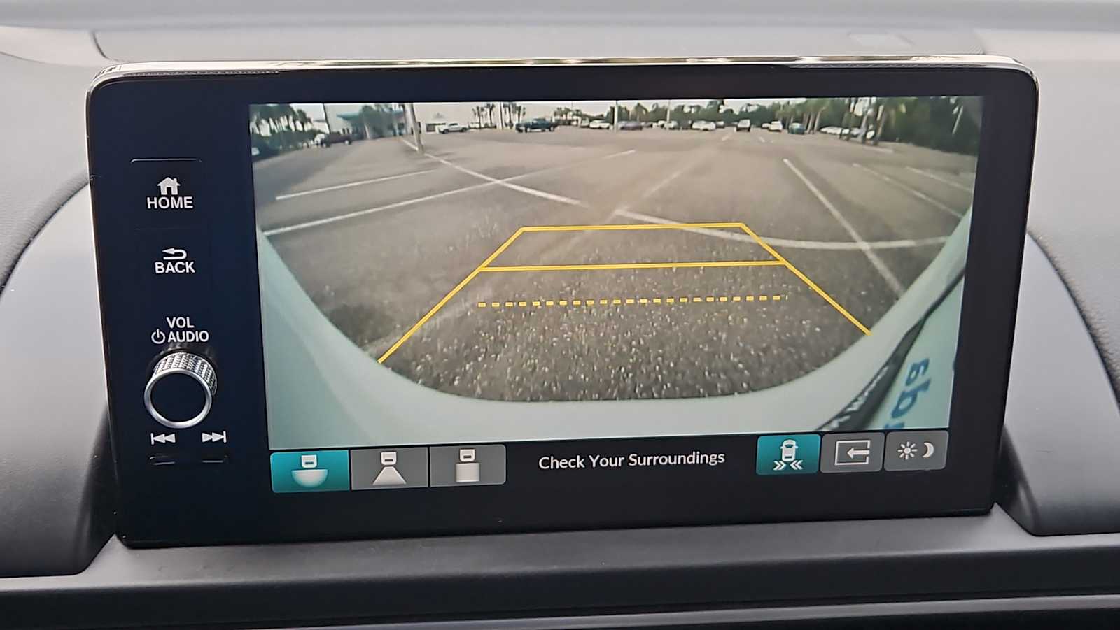 2023 Honda Pilot Touring - Photo 25