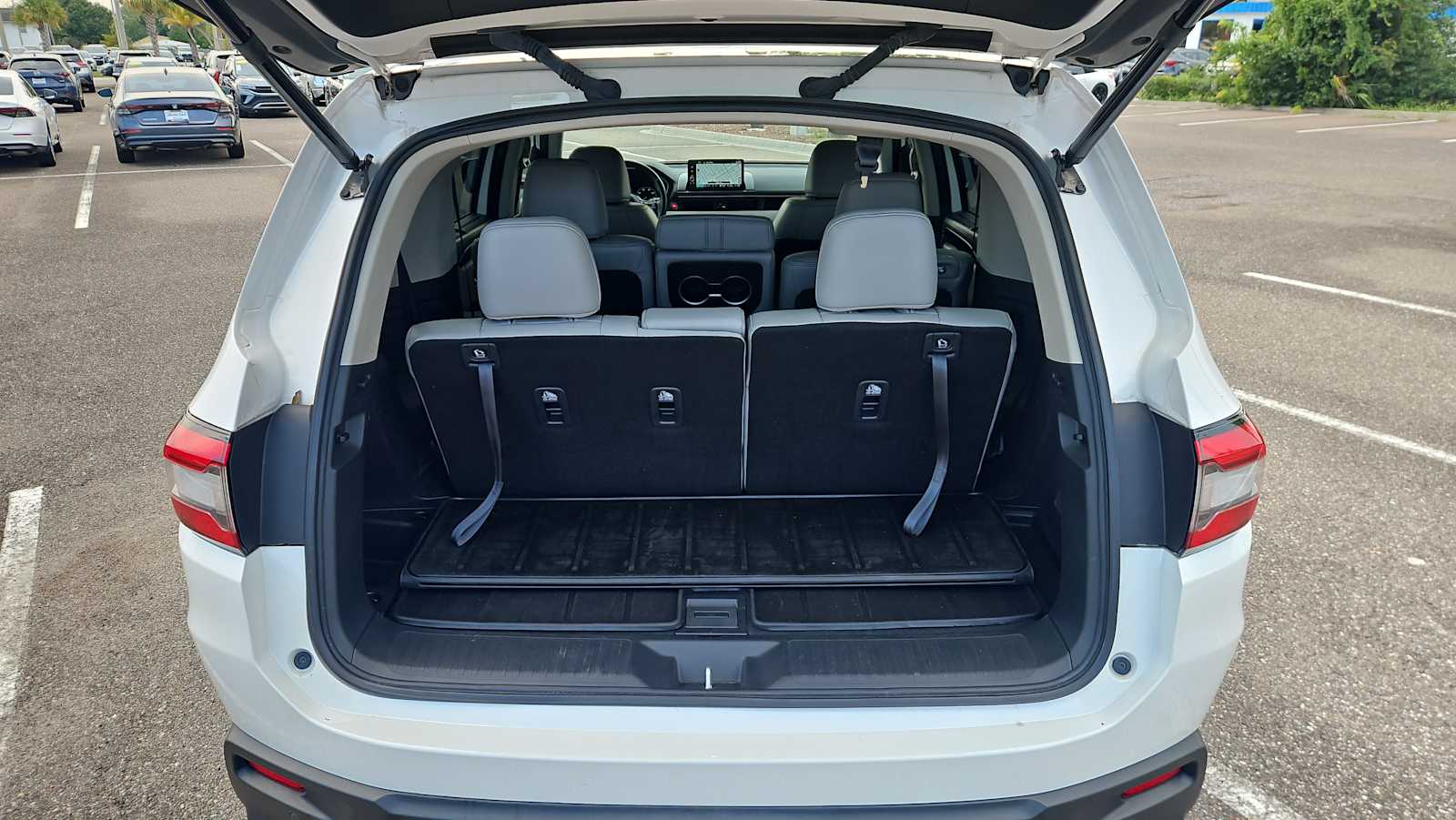 2023 Honda Pilot Touring - Photo 21