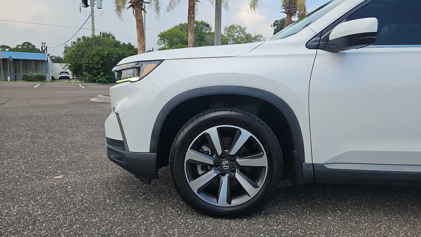 2023 Honda Pilot Touring - Photo 19
