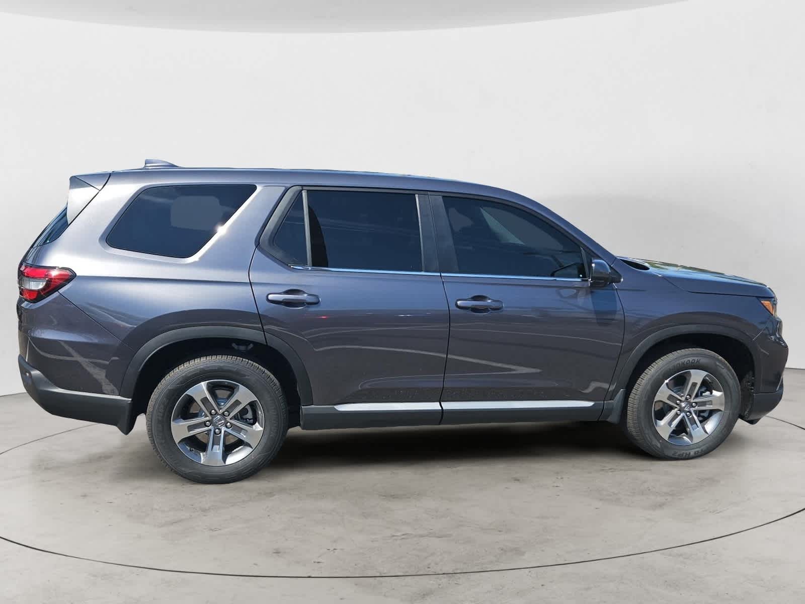 2025 Honda Pilot EX-L 6