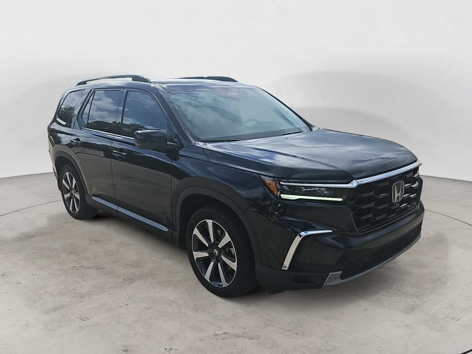 2024 Honda Pilot Touring 13