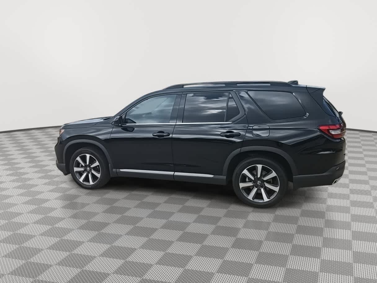 2024 Honda Pilot Touring 11