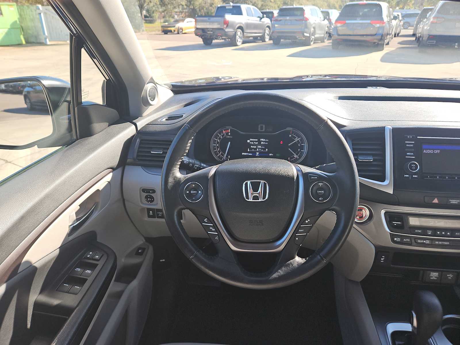 2019 Honda Ridgeline RTL 2WD 11