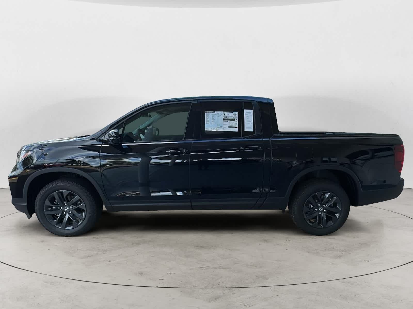 2025 Honda Ridgeline Sport AWD 2