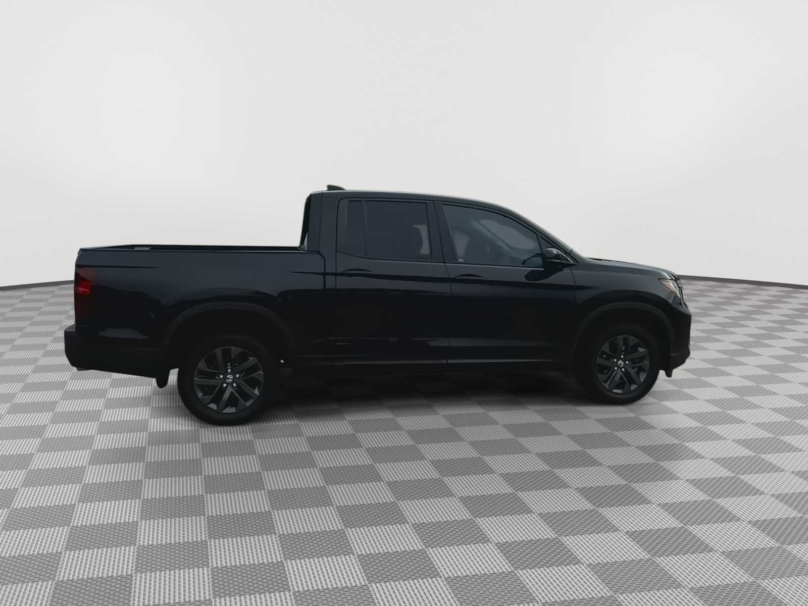 2023 Honda Ridgeline Sport AWD 9