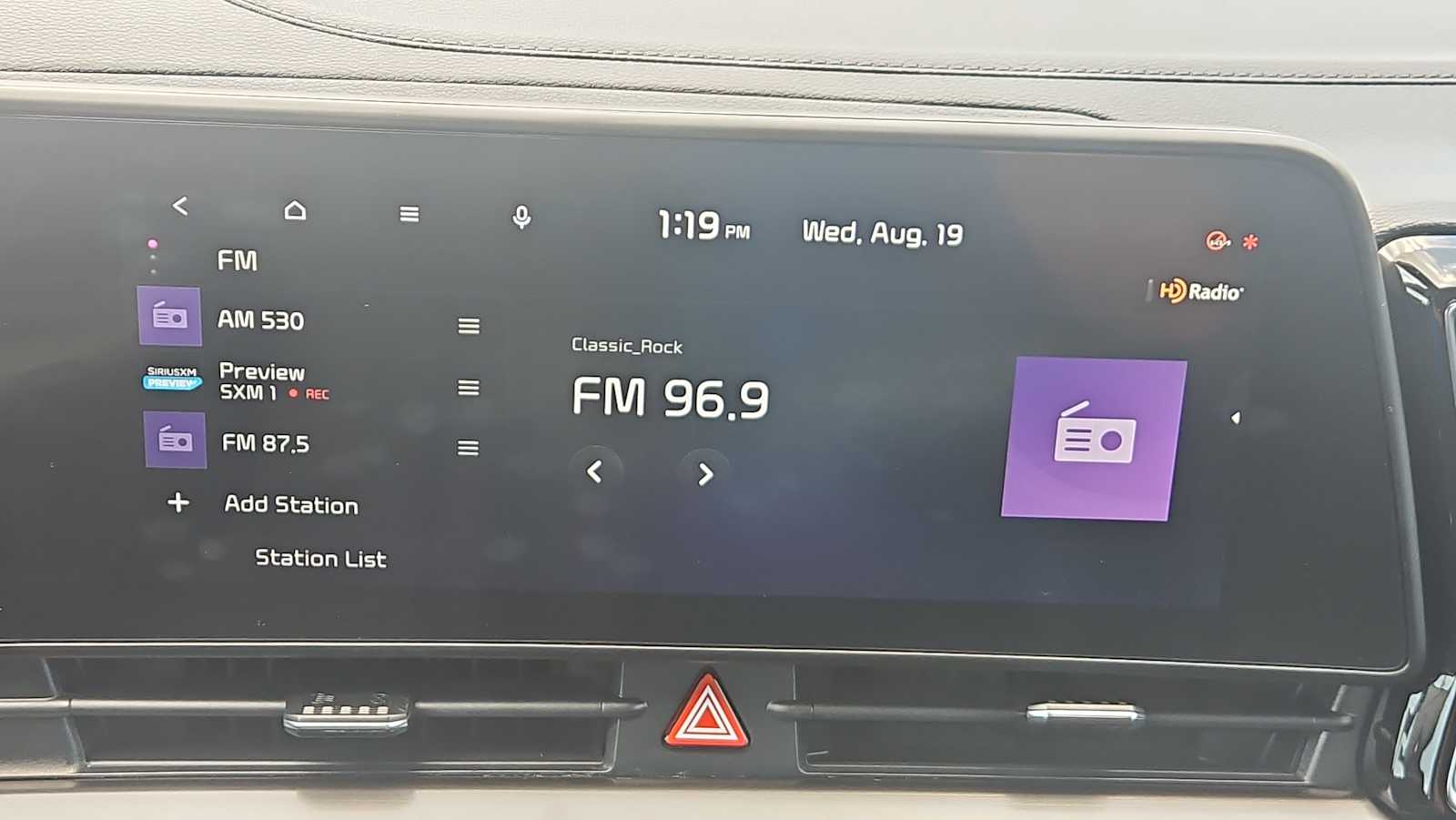 2023 Kia Sportage EX - Photo 12